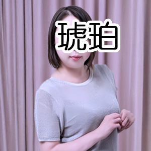 高身長で快楽に溺れる会社帰りの淫乱OL熟女 華原300
