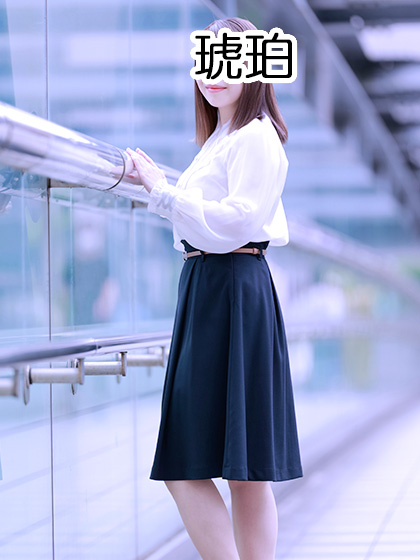 おっとり癒し系に隠した不倫願望の熟女【神谷さん】2