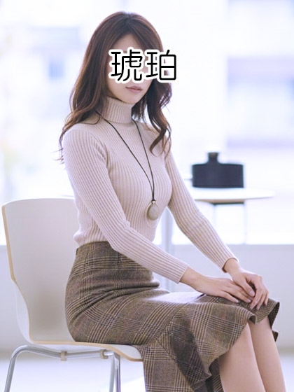 本田美奈子に似ている高身長スレンダーな美人OL 本田2